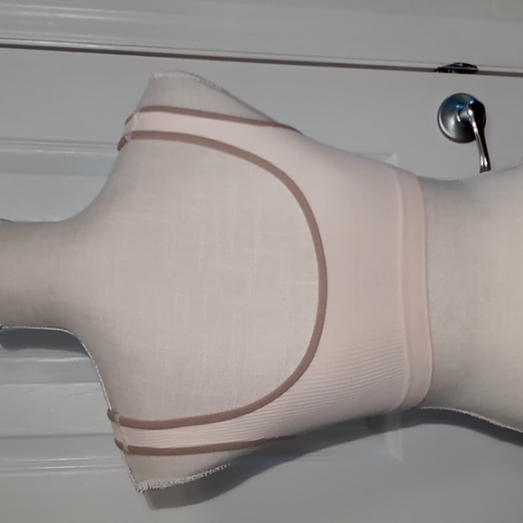 Lucky Brand Ribbed Seamless Comfort Bra Size Large Cream/Tan - Picture 3 of 15